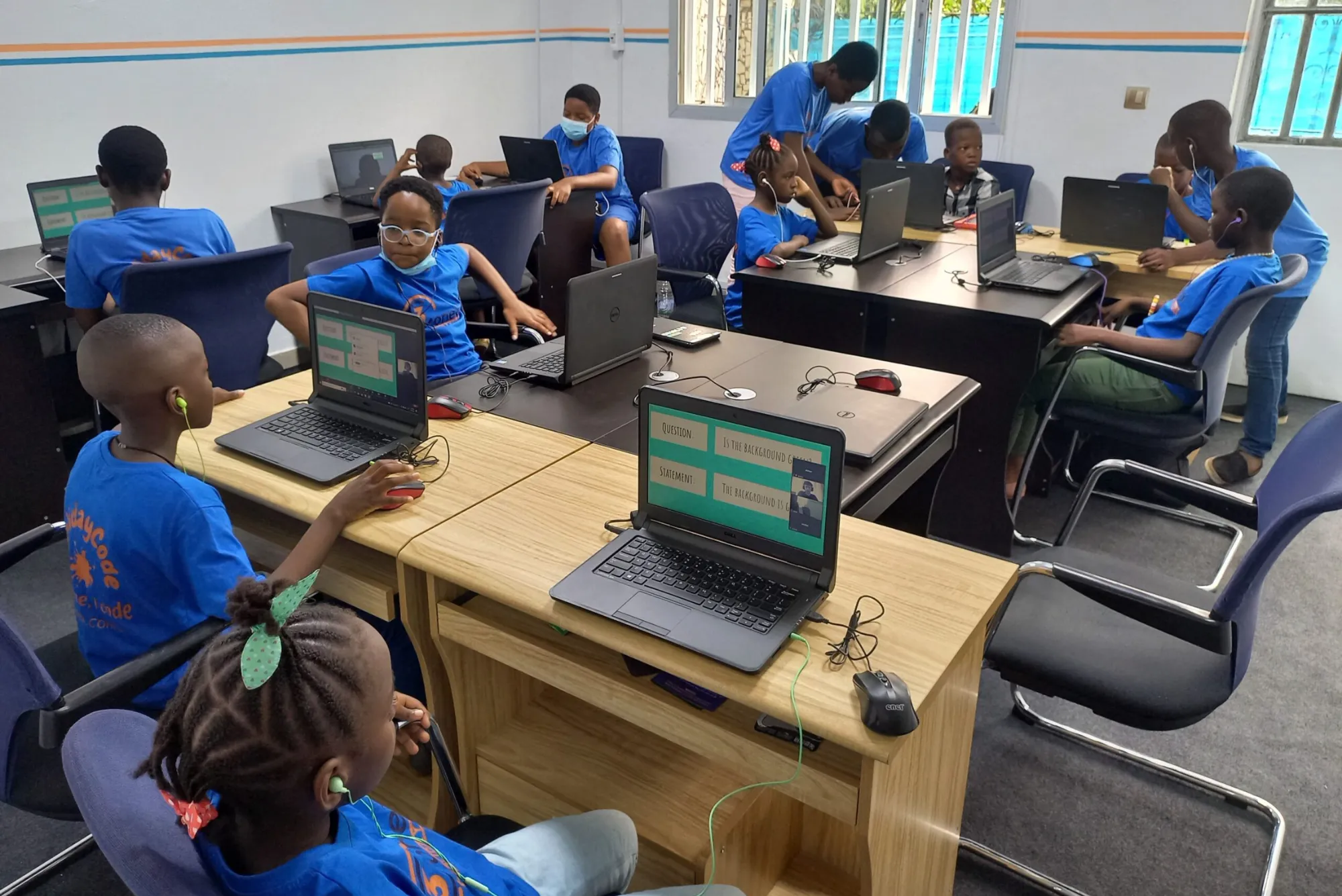 how has information technology impacted the economy