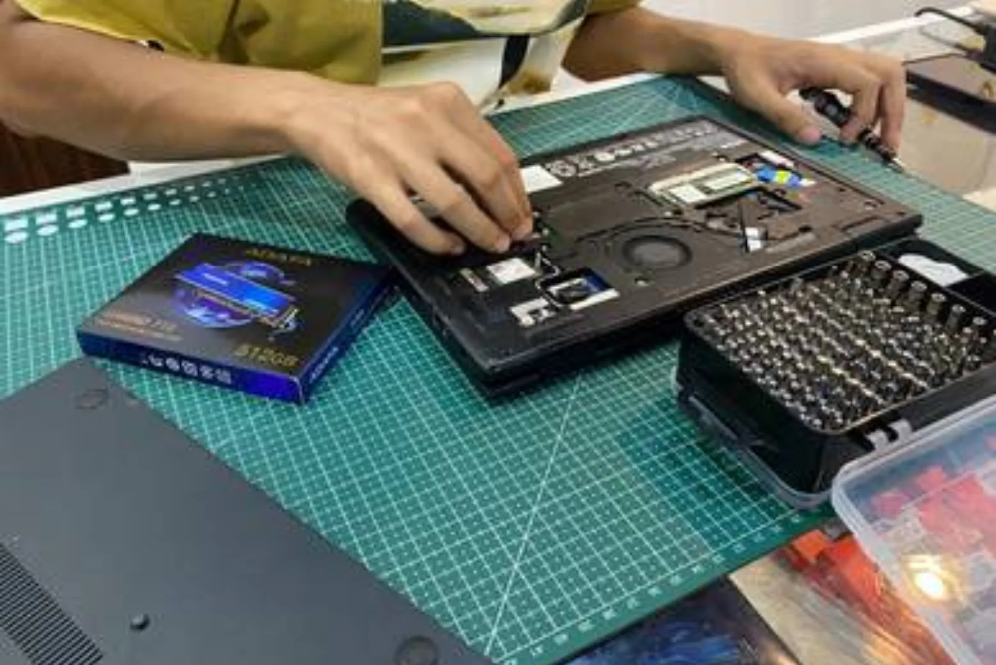 AC Technology in Laptop and PC Sales