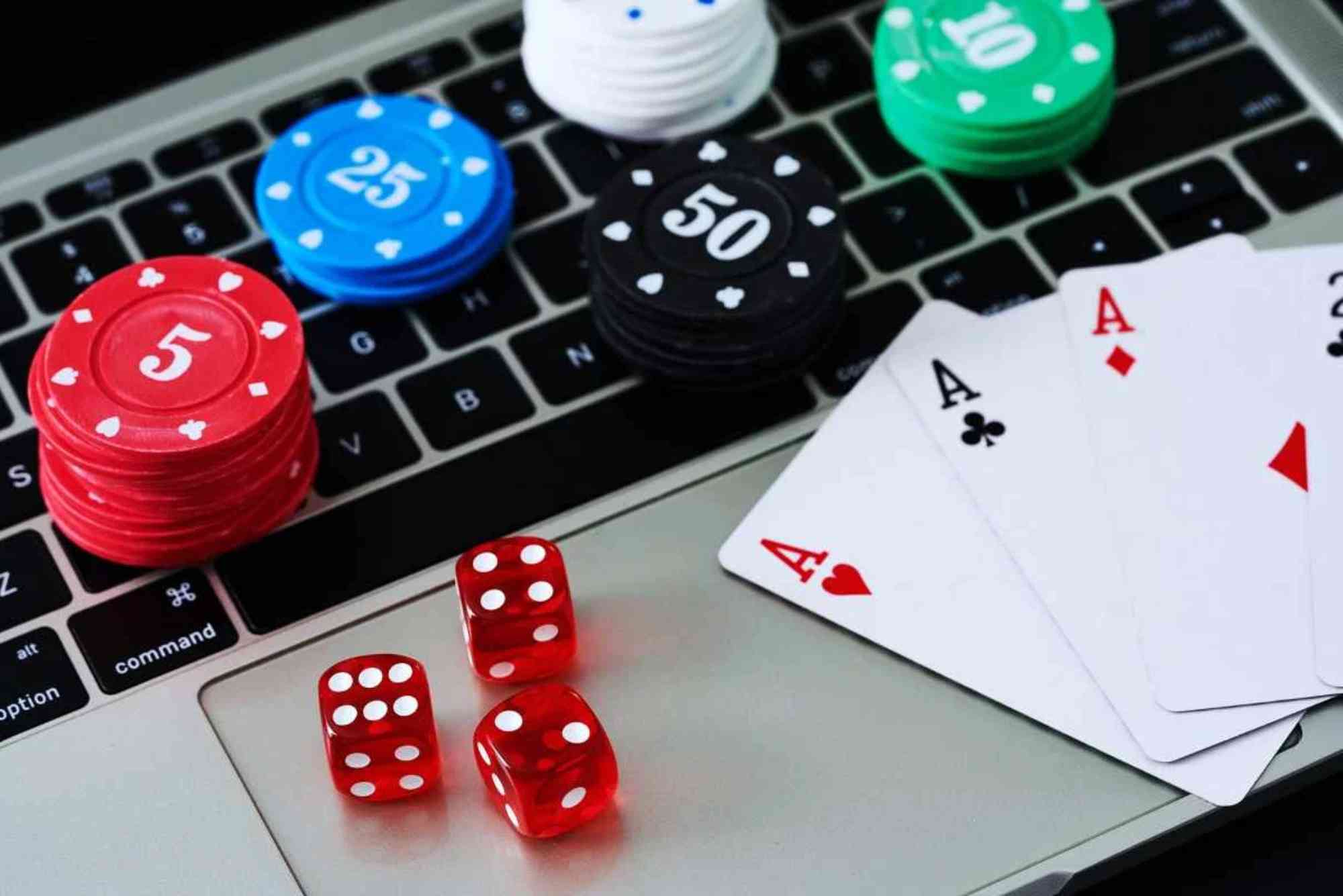 How Do Jackpot Networks Work in Online Casinos