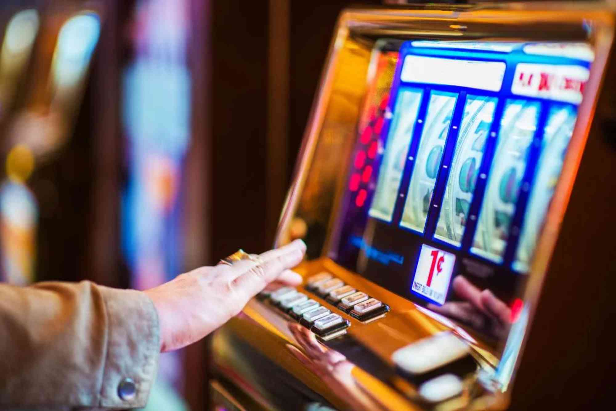 How to Avoid Scams in Online Casino Games