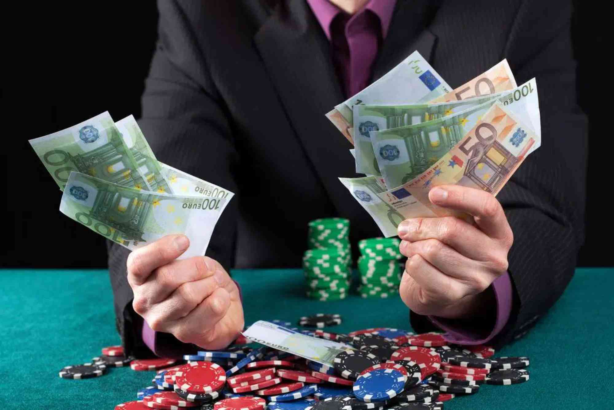 How to Manage Bankroll While Playing Casino Games
